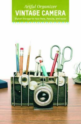 Artful Organizer: Vintage Camera : Stylish Storage for Your Pens, Pencils, and More!
